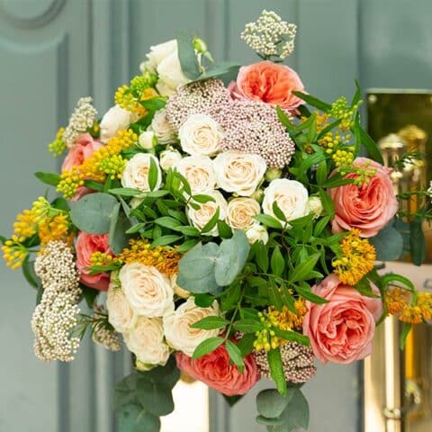 Bouquet Rosées printanières pour la fête des mères