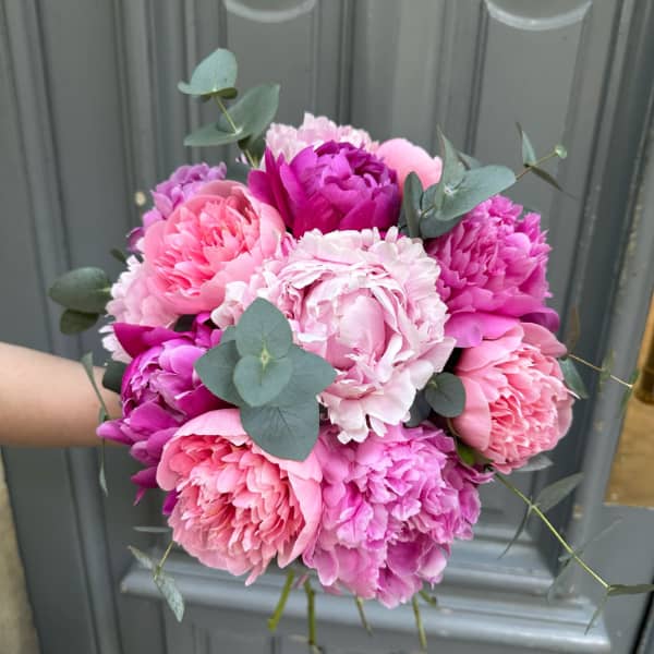 bouquet éclat de pivoine rose corail et fuchsia